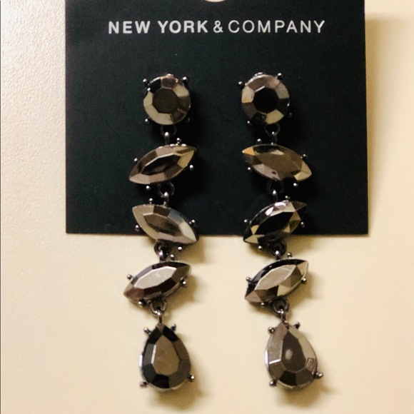 Jewelry - METALLIC EARRINGS